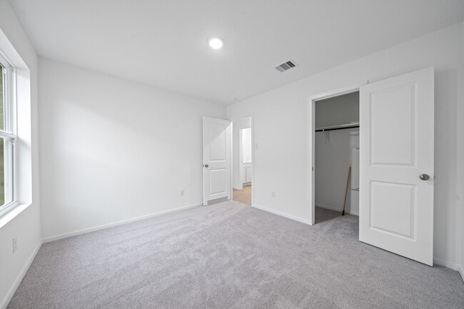 Building Photo - 3156 Sunset Glory Dr