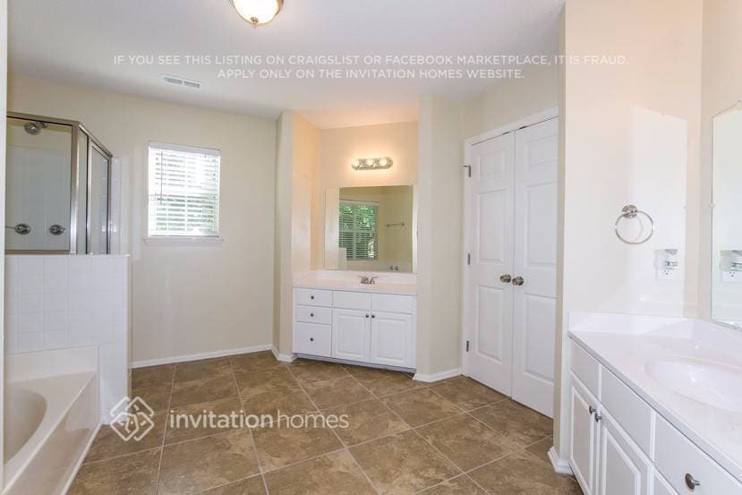 Building Photo - 4817 Brownes Ferry Rd