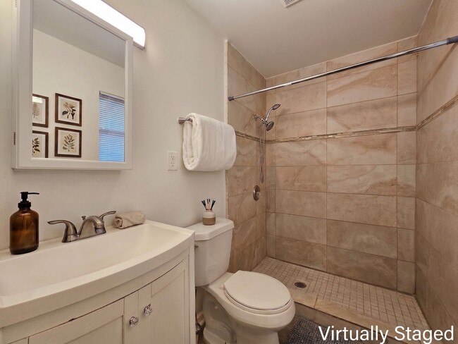 Building Photo - HUGE RENT REDUCTION AND $99 MOVE IN SPECIAL!