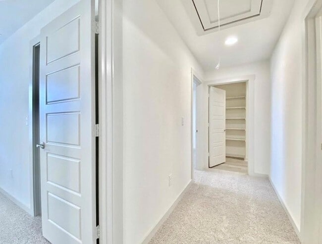 Building Photo - 1005 Winnsboro Lp