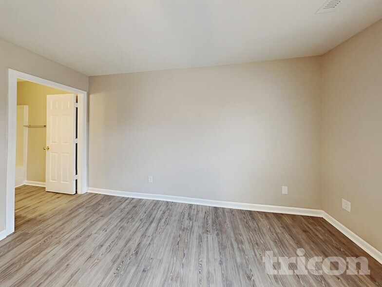 Building Photo - 13119 Young Fawn Ct