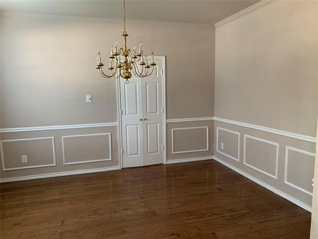 Building Photo - 3216 Charring Cross