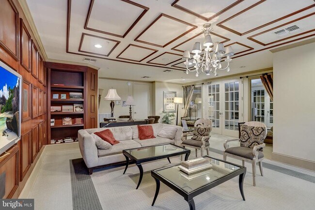 Building Photo - 1111 25th St NW