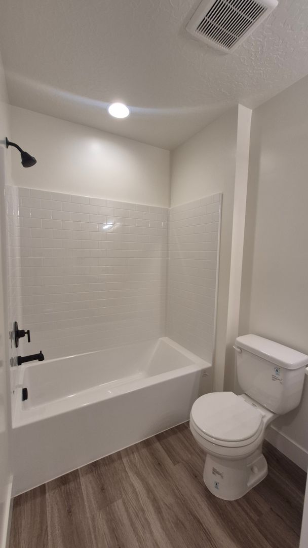 Building Photo - 5673 S Weehawken Ln