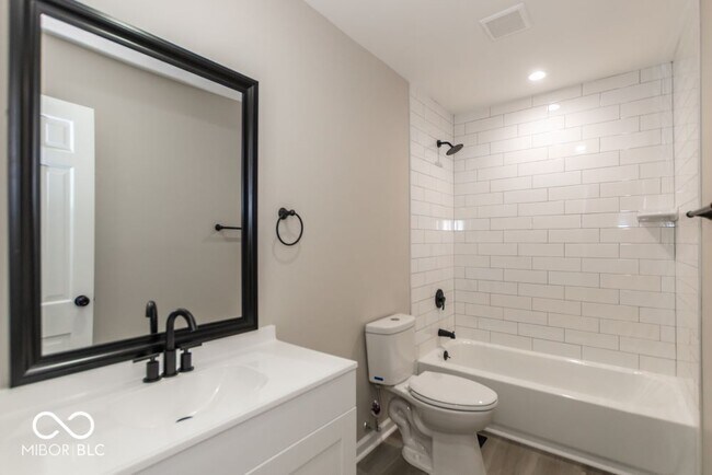 Building Photo - 1605 Cool Creek Dr