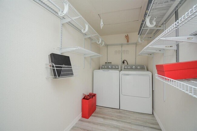 Building Photo - 4637 Wild Indigo St