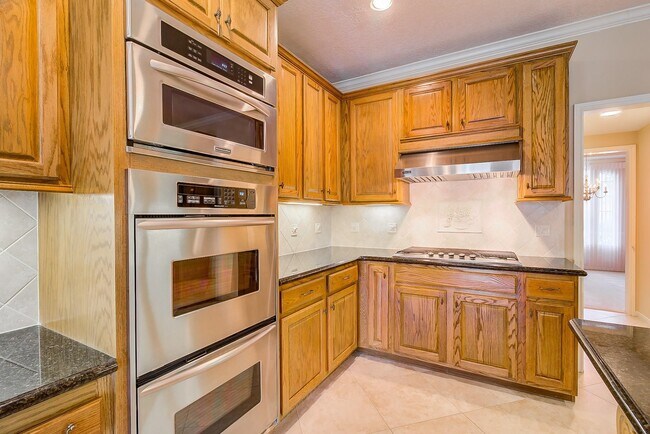 Building Photo - 17323 Jackson Pines Dr