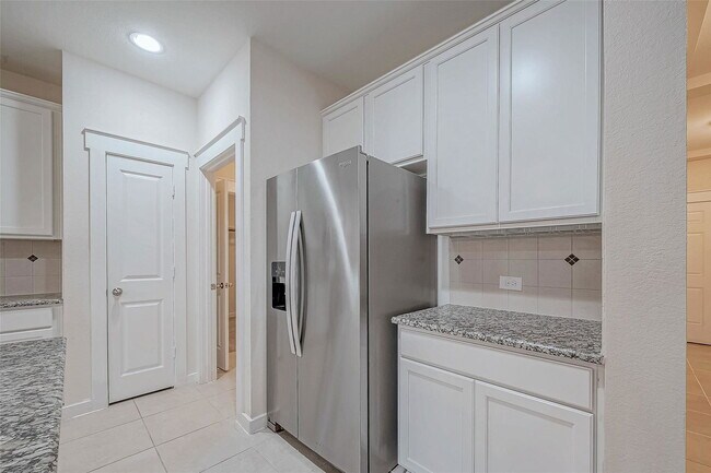 Building Photo - 3021 Quarry Springs Dr