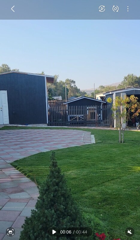 Building Photo - 393 W 4th Ave