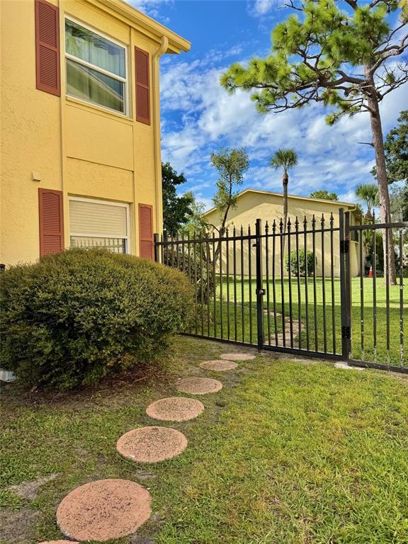Building Photo - 7317 Abonado Rd