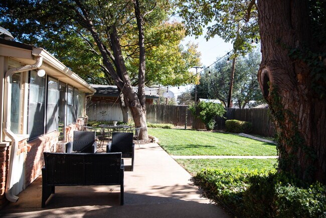 Building Photo - 3405 59th St