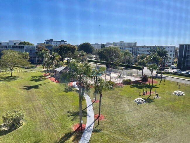 Building Photo - 4700 Washington St