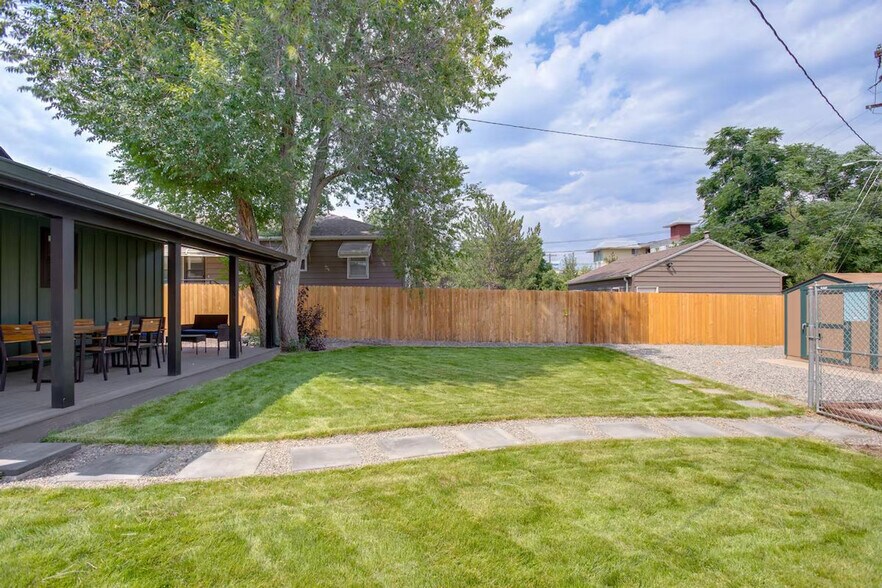 Building Photo - 3674 S Logan St