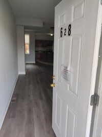 Building Photo - 628 N 55th St