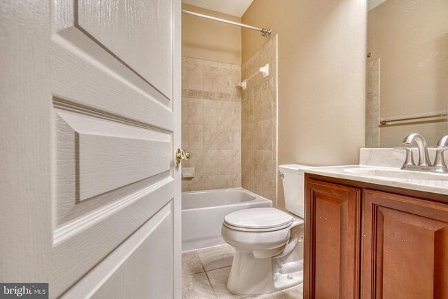 Building Photo - 8112 Winding Ross Way