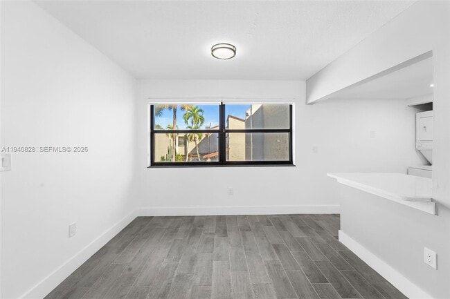 Building Photo - 10050 NW 9th St Cir