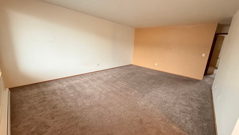 Building Photo - 1123 5th Ave S