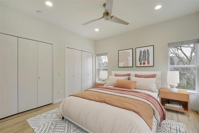 Building Photo - 2503 S 6th St