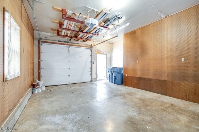 Building Photo - 301 Bogart Rd