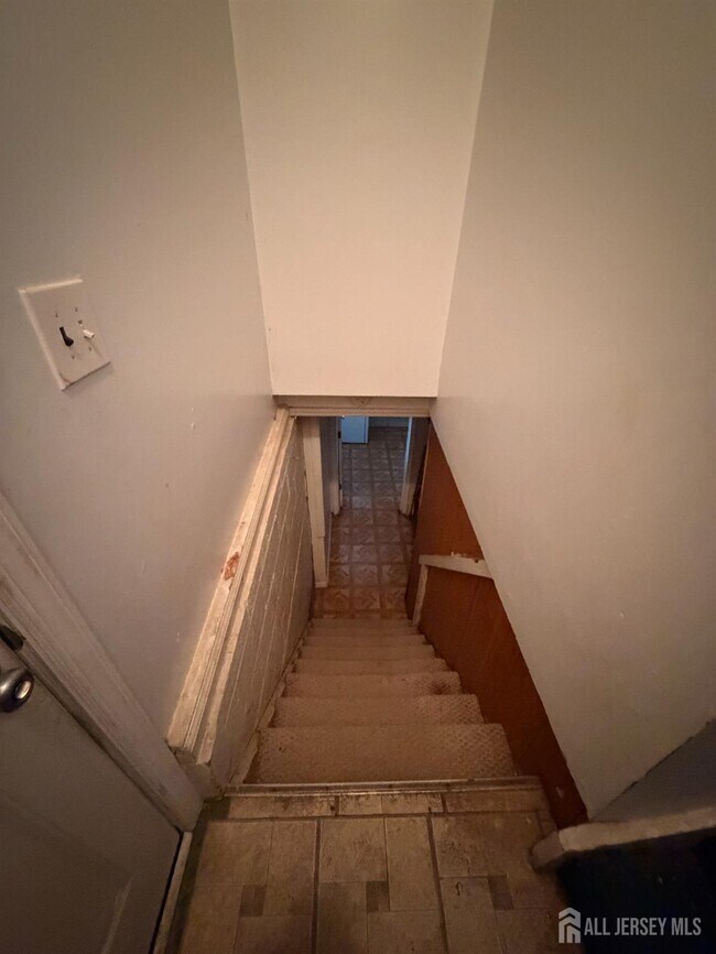 Building Photo - 188 Auth Ave