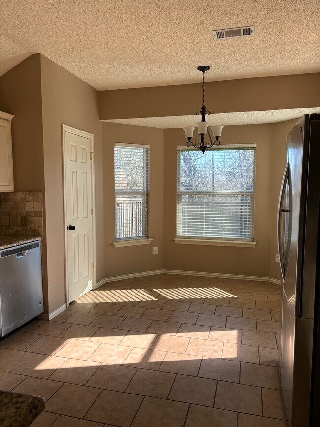 Building Photo - 1806 Rybovich Ln