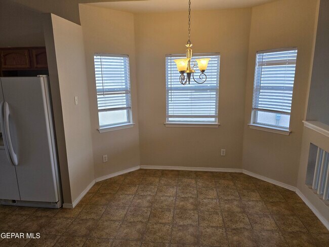Building Photo - 14173 Smokey Point Dr