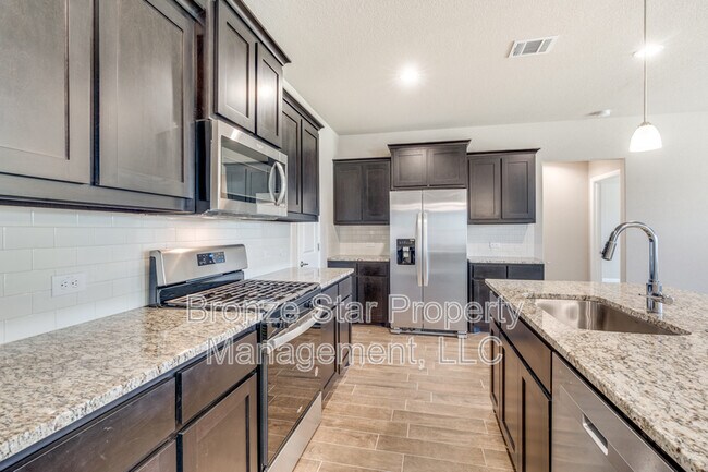 Building Photo - 1358 Rolling Mdws Dr