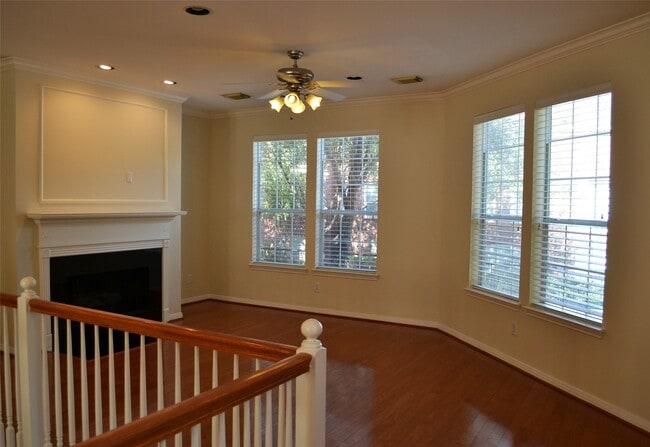 Building Photo - 3003 Terrace Hills Ln