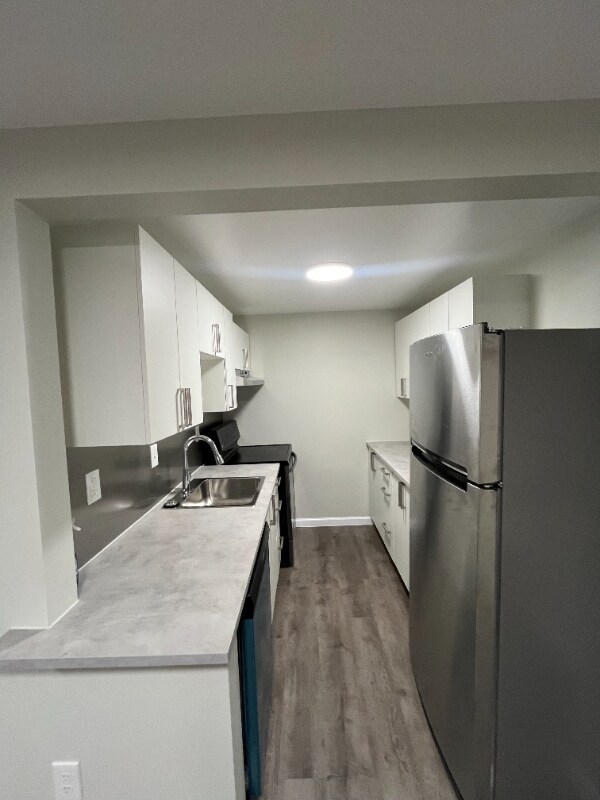 Building Photo - 9787 Hellingly Pl