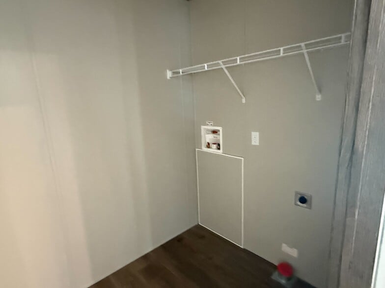 Building Photo - 133 Ponderosa Way