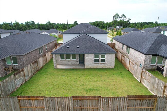 Building Photo - 1203 Sugar Dr