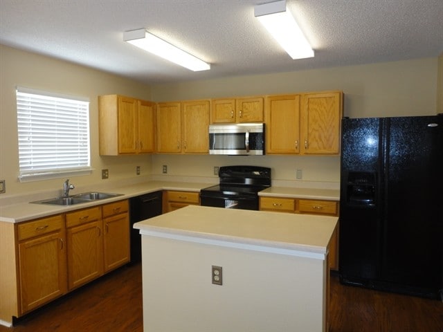 Building Photo - 8533 Belle Union Ct