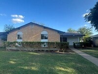 Building Photo - 3610 Matador Dr