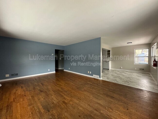 Building Photo - 3009 W Michigan Ave