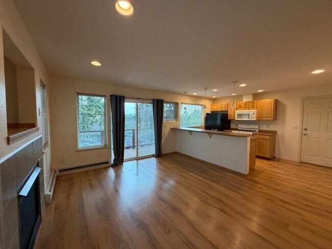 Building Photo - 540 Eyak Dr