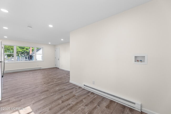 Building Photo - 9 Beacon Terrace