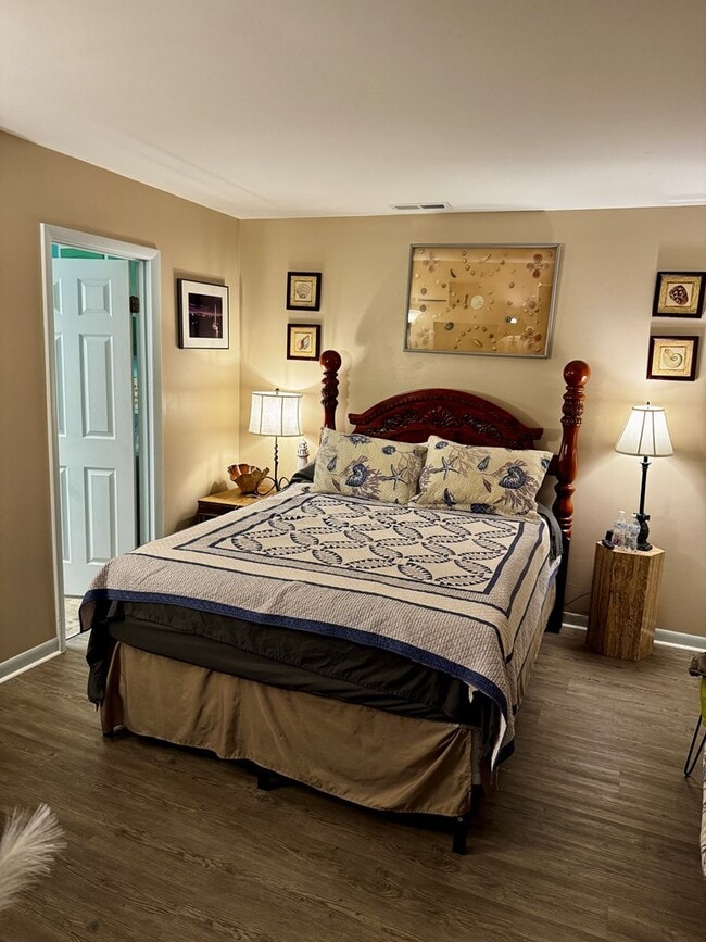 Building Photo - 5210 Deep Hole Rd