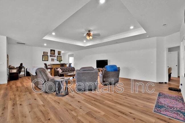 Building Photo - 9426 Doss Ferry Ln