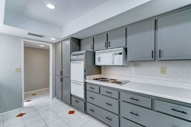Building Photo - 55+ Age Restricted Community READY TO VIEW...