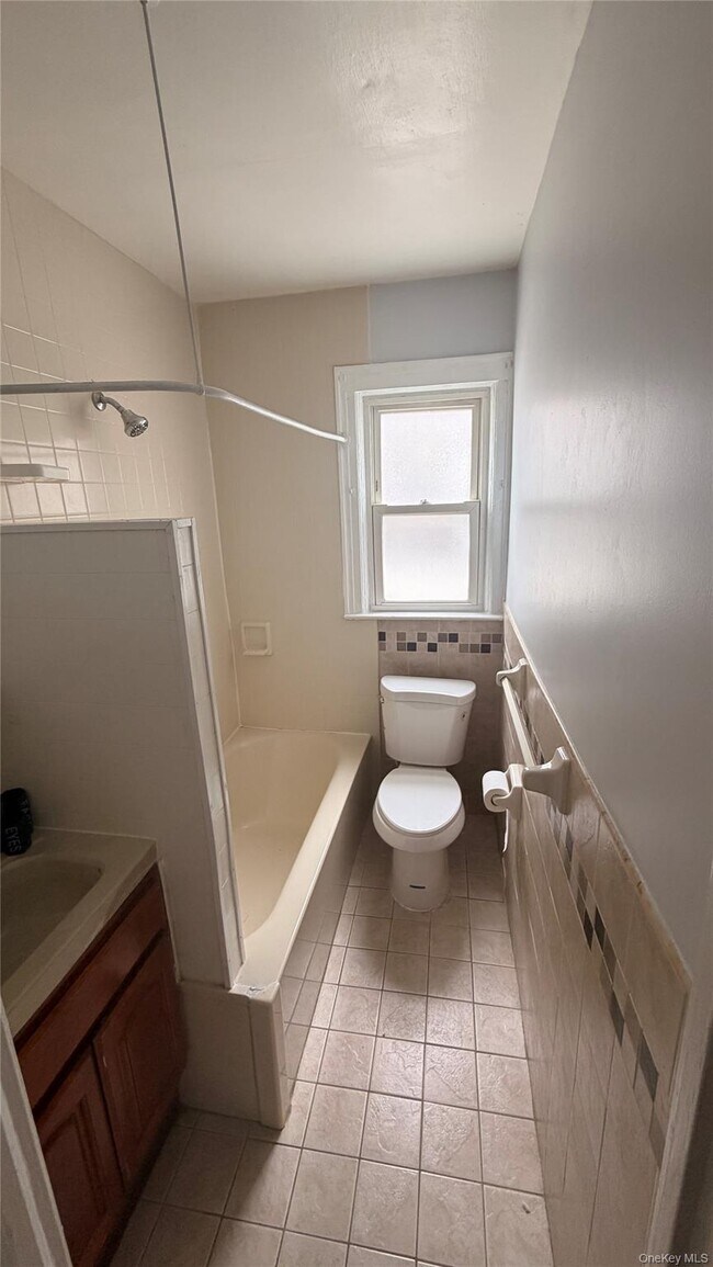 Building Photo - 144-35 224th St