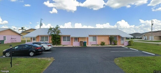 Building Photo - 309 SW 3rd Pl