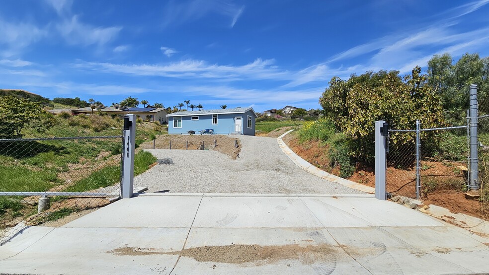 Primary Photo - 1446 Carrio Dr