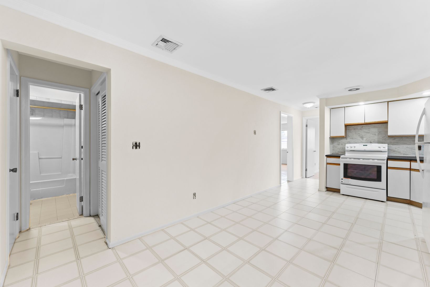 Building Photo - 314 Palisade Ave