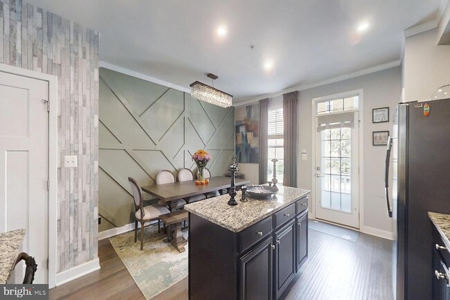 Building Photo - 950 Mississippi Ave SE