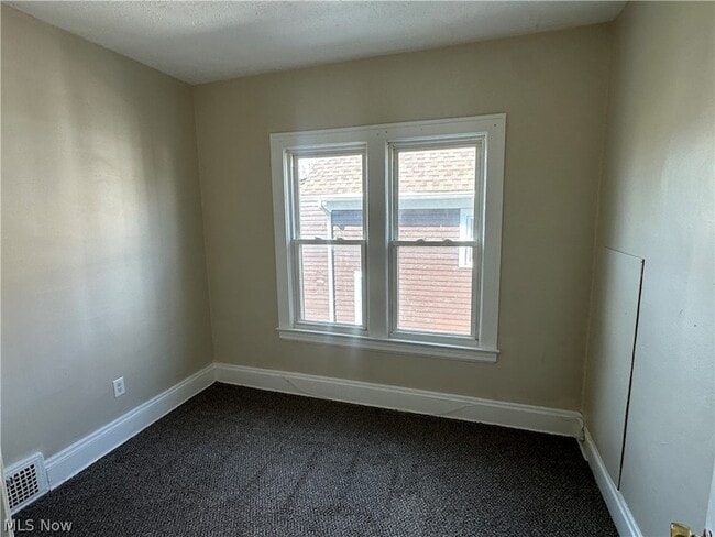 Building Photo - 3342 Desota Ave