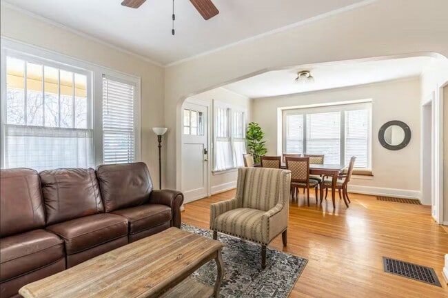 Building Photo - Beautiful 4 Bedroom Rental in Prime East Kalispell Location