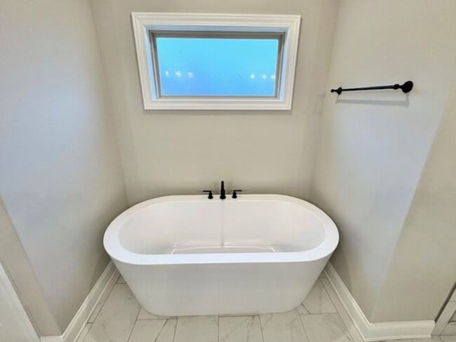 Building Photo - Now Leasing a 5-Bedroom 3 Bath Home In Cordova off of Houston Levee and Walnut Grove