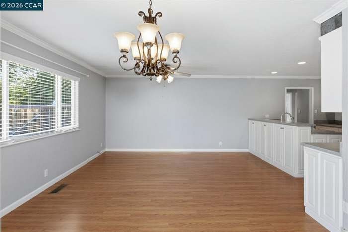 Building Photo - 55 Ceemar Ct