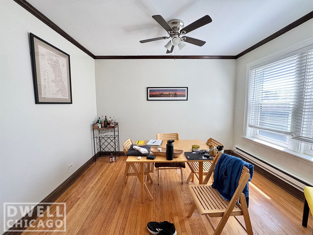 Building Photo - 4208 N Clark St
