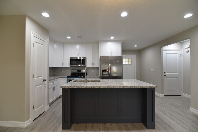 Kitchen - 5621 Georgia Ave